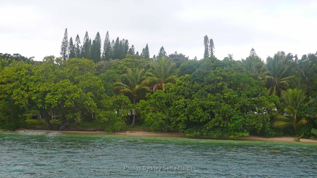 1 L ilot Casy dans la baie de Prony 1.JPG -  L'iilot Casy dans la baie de Prony. Août 2014